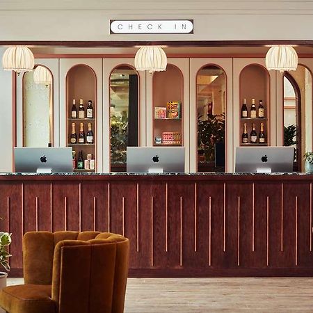 The Hoxton Shepherds Bush London Exterior photo